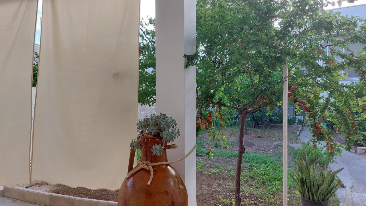 Jonia Appartamento Vacanze Vicino Al Mare Con Giardino Pulsano Zewnętrze zdjęcie